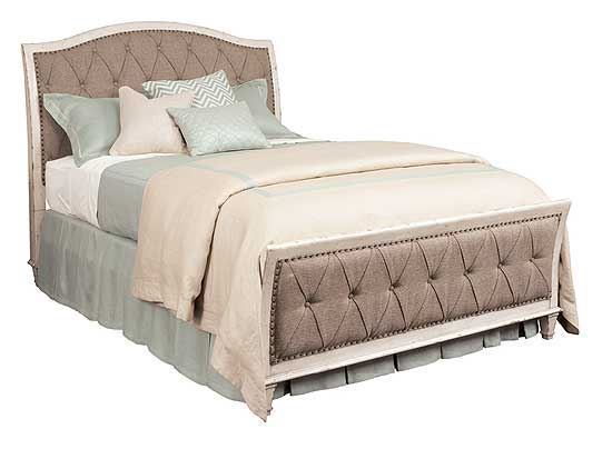 Southbury Upholstered Sleigh Bed (513-313)