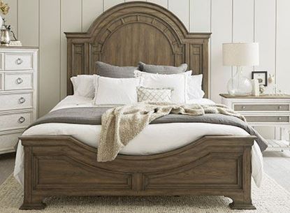 Glendale Estates Bed in Medium Brown Finish by Pulaski furniture